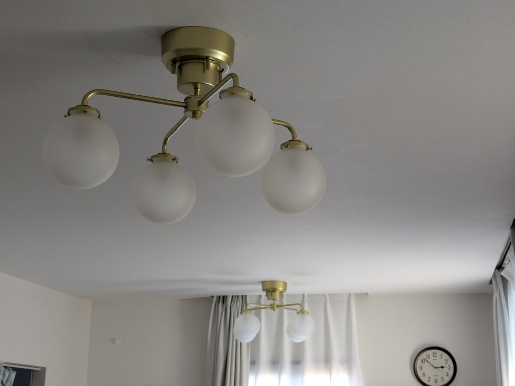 schneeを2灯飾りました